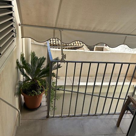 Deni'S Apartments Per 2 Con Veranda Balcone Syracuse ภายนอก รูปภาพ