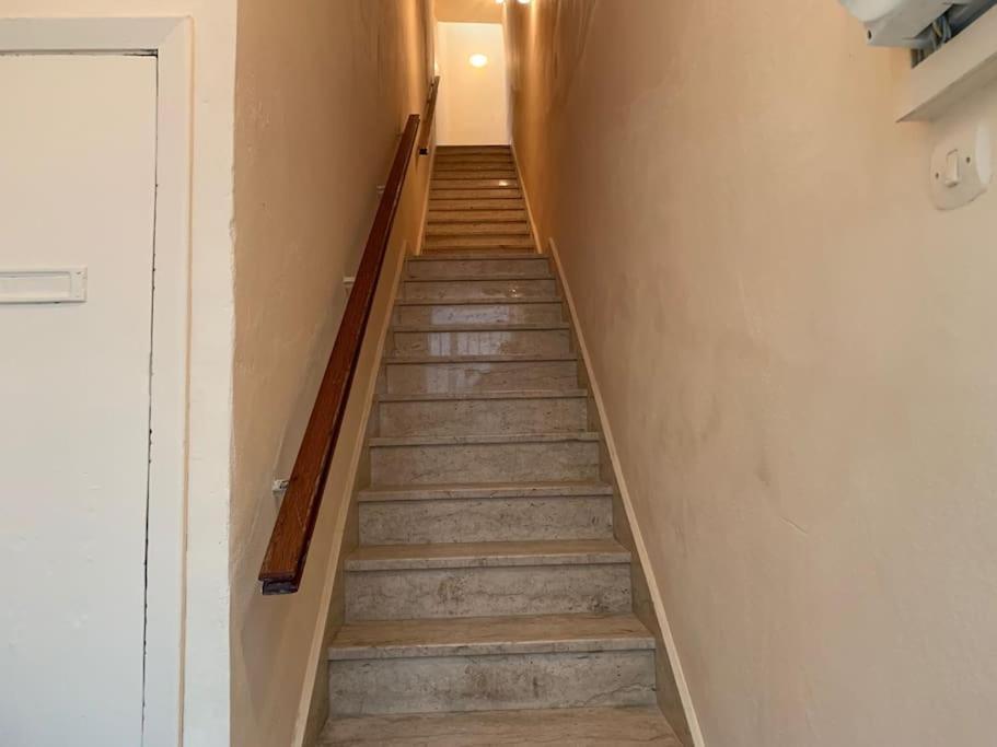 Deni'S Apartments Per 2 Con Veranda Balcone Syracuse ภายนอก รูปภาพ